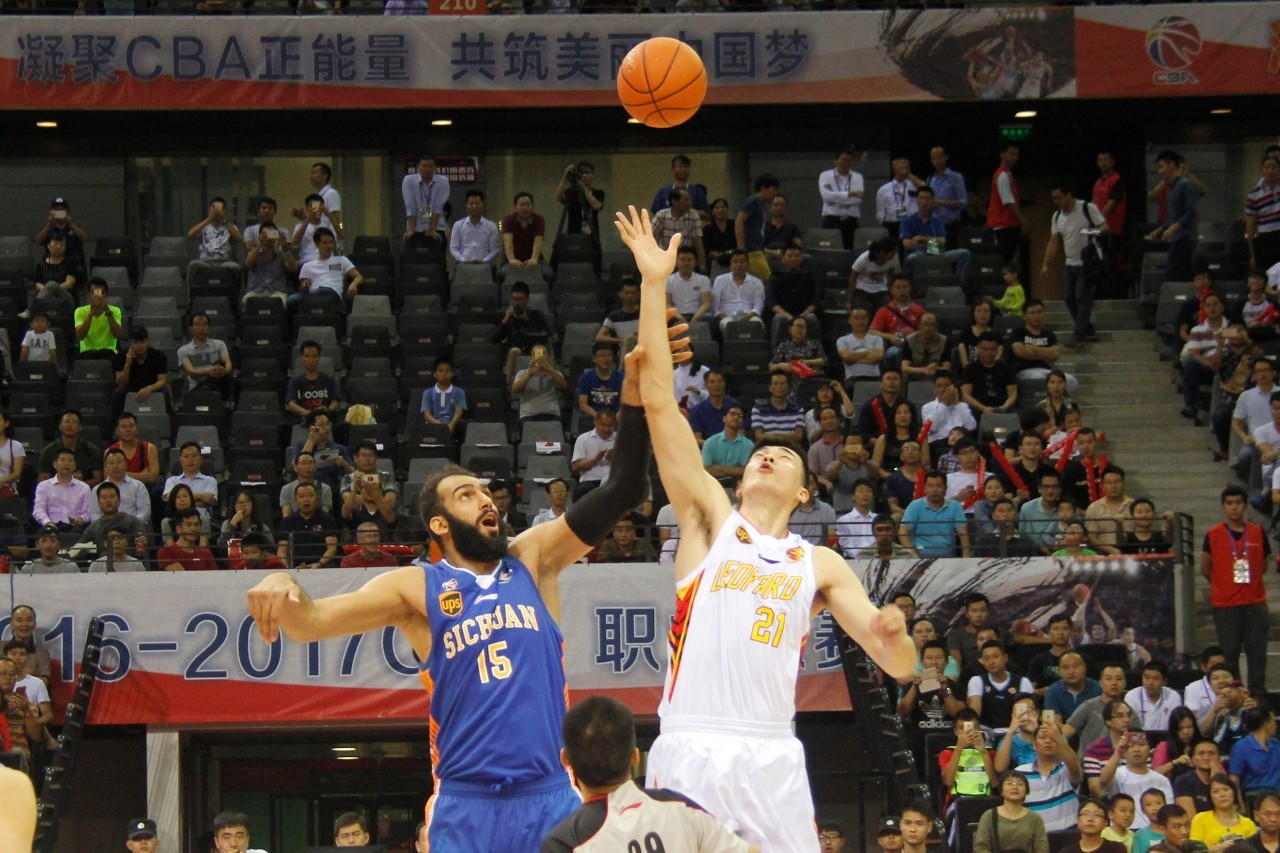 把攻势转移 把攻势转移